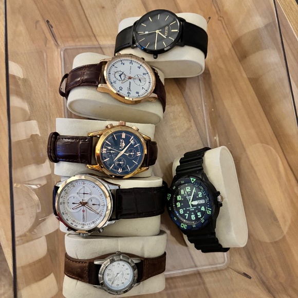 Mixed Lot of Six (6) Men's Watches (All Need Repair!) - Picture 1 of 9